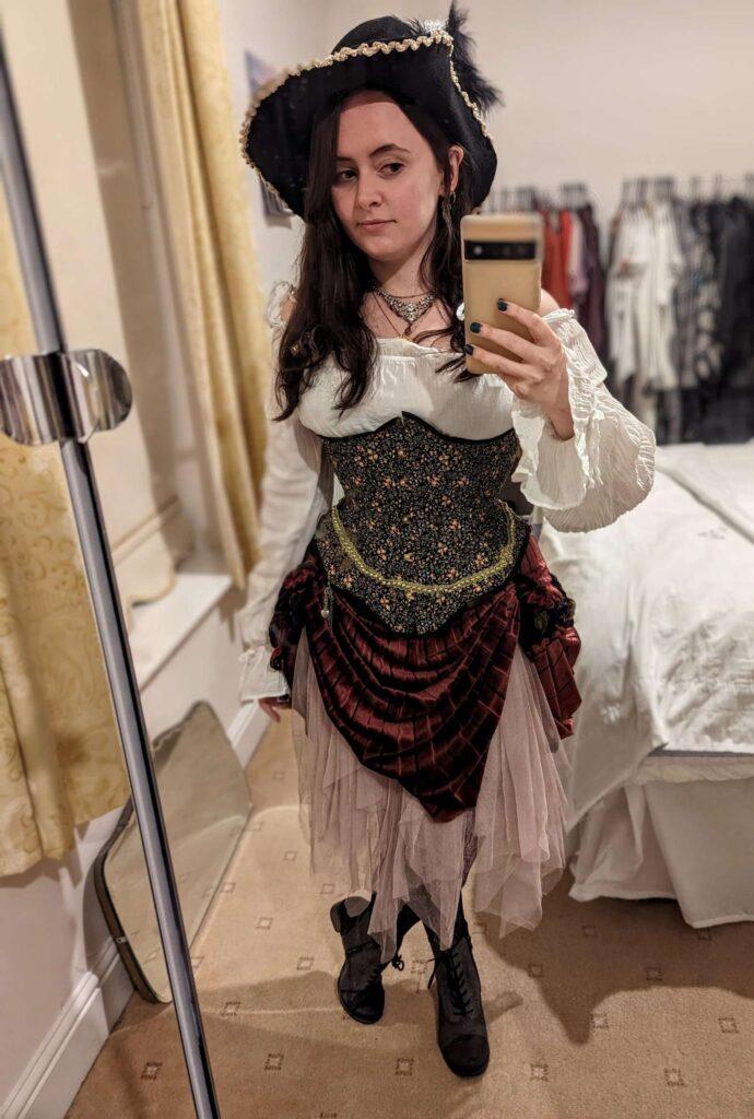 Halloween costumes - pirate